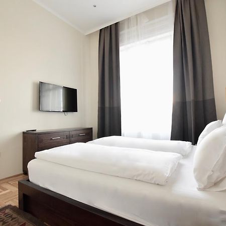Luxury Apartment By Hi5 - Kiraly Street Suite Budapest Exterior foto