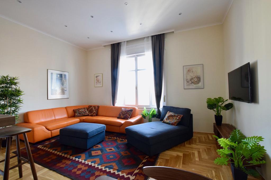 Luxury Apartment By Hi5 - Kiraly Street Suite Budapest Exterior foto
