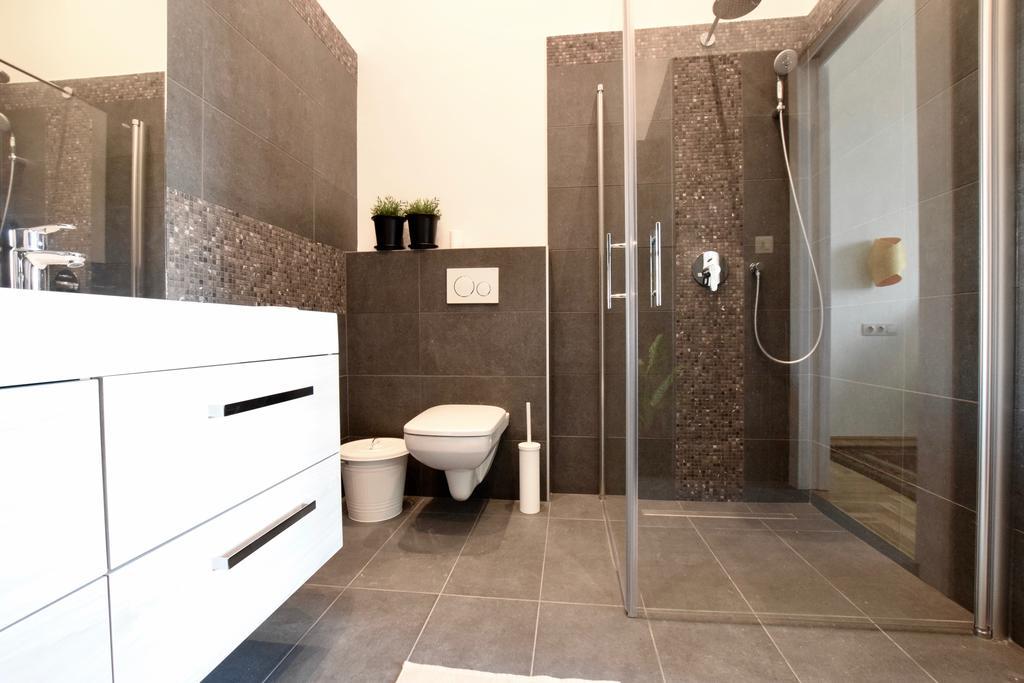 Luxury Apartment By Hi5 - Kiraly Street Suite Budapest Exterior foto