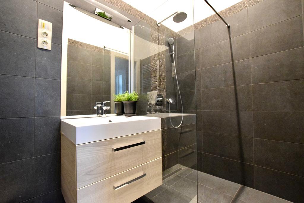 Luxury Apartment By Hi5 - Kiraly Street Suite Budapest Exterior foto